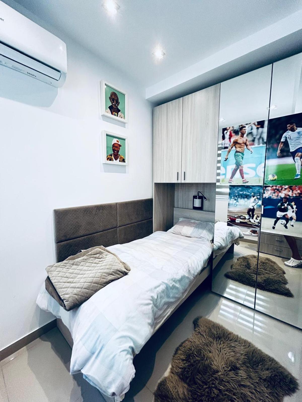 Apartment St Julians 2br Luxury Saint Julian's